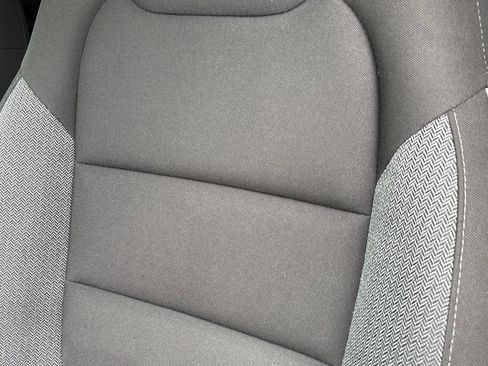 Used 2025 Chevrolet TrailBlazer LT w/ Driver Confidence Package FWD image 20