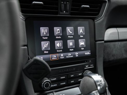 Certified 2018 Porsche 911 GT3 image 24