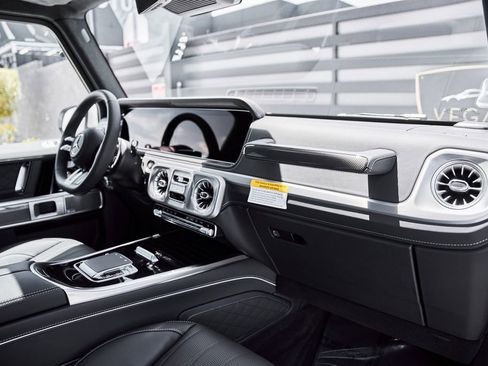 Used 2026 Mercedes-Benz G 63 AMG 4MATIC image 43