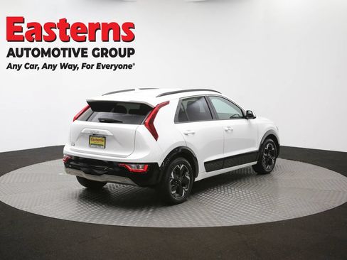 Used 2023 Kia Niro Wind w/ Wind Preserve Package FWD image 40