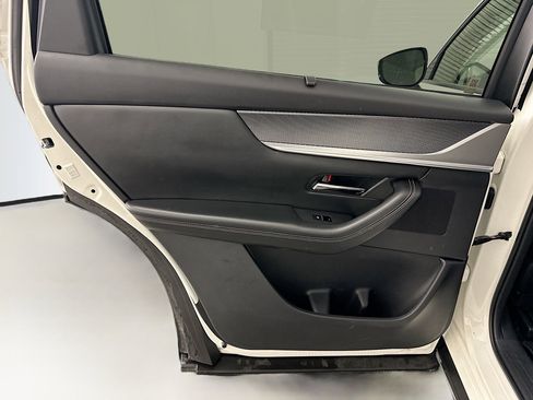 Used 2024 MAZDA CX-90 3.3 Turbo w/ Preferred Package image 28