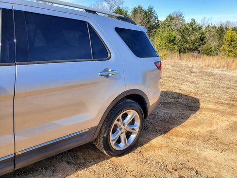 Used 2014 Ford Explorer Limited w/ Equipment Group 302A image 6