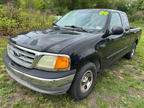 Used 2004 Ford F150 XLT RWD image 1