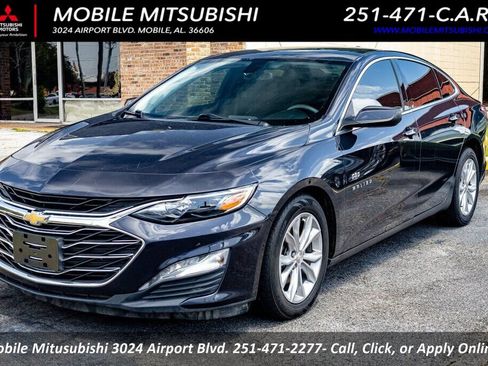 Used 2022 Chevrolet Malibu LT FWD image 1