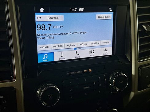 Used 2019 Ford F150 Lariat image 17