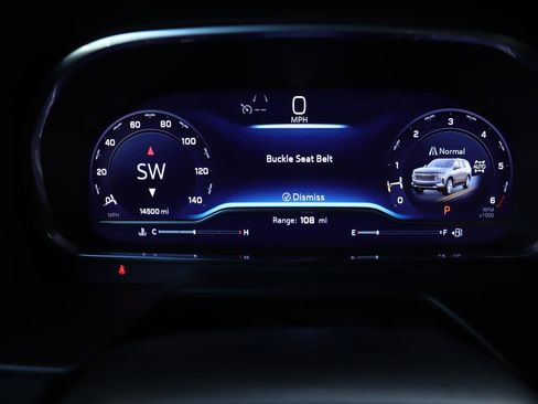 Used 2024 Chevrolet Tahoe High Country image 34