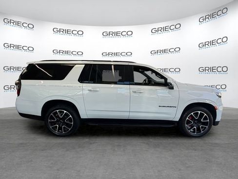Certified 2022 Chevrolet Suburban RST w/ Luxury Package RWD image 7
