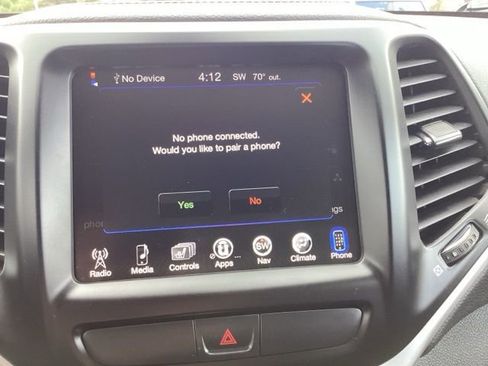 Certified 2017 Jeep Cherokee Trailhawk w/ Cold Weather Group image 36