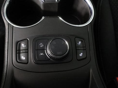 Used 2023 GMC Terrain SLE w/ Driver Convenience Package AWD/4WD image 44