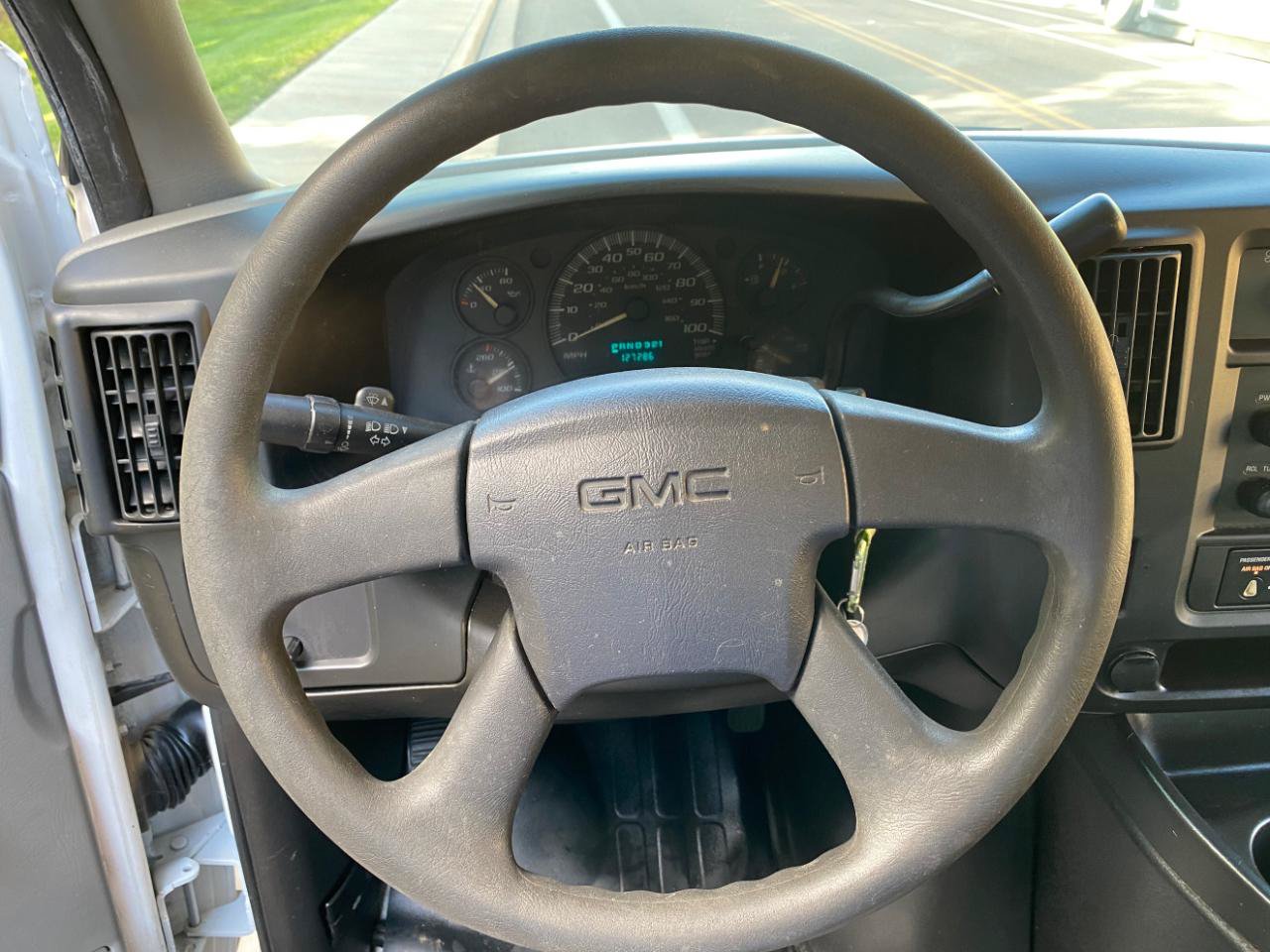 Used 2006 GMC Savana 2500 Extended RWD image 37