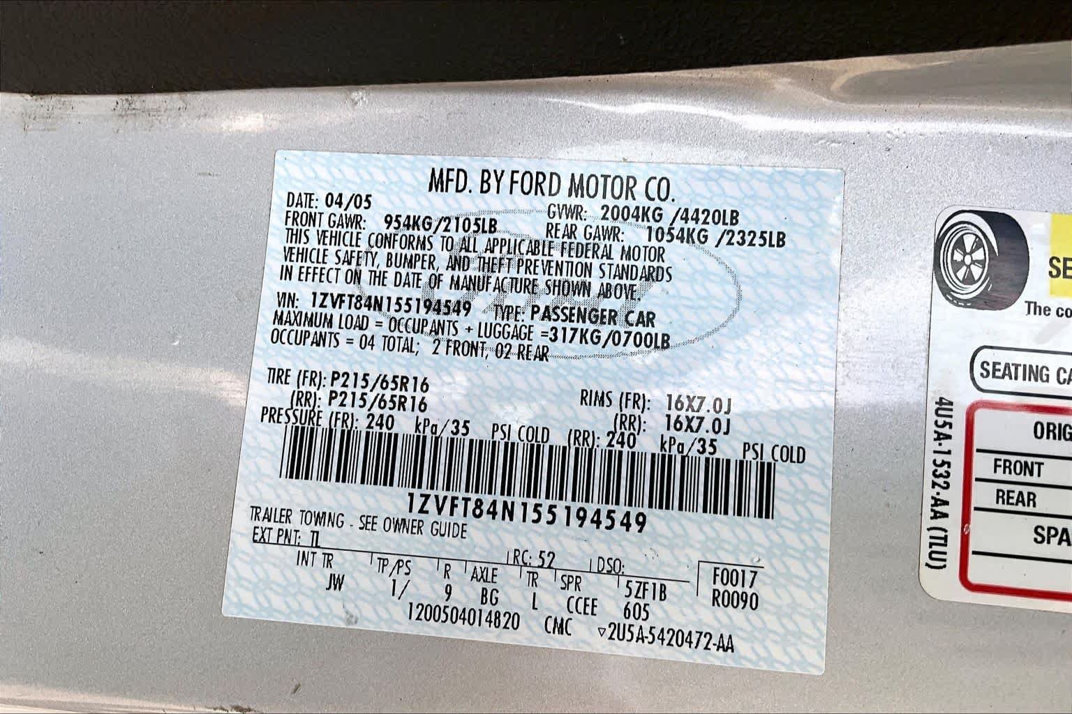 Used 2005 Ford Mustang Convertible RWD image 32