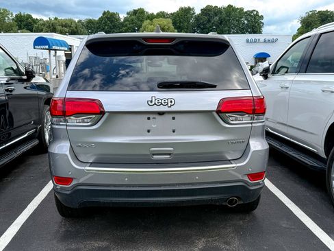 Used 2020 Jeep Grand Cherokee Limited AWD/4WD image 5