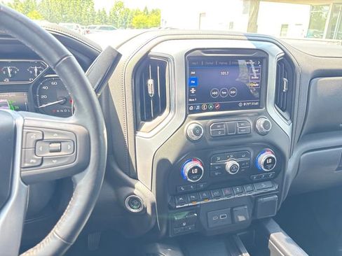 Used 2020 GMC Sierra 1500 SLT w/ SLT Premium Plus Package AWD/4WD image 22