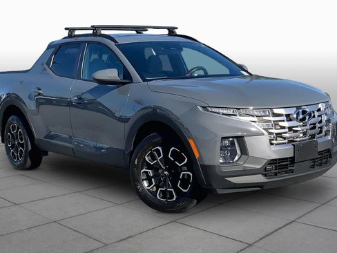 Used 2023 Hyundai Santa Cruz SEL Premium w/ Winter Package AWD/4WD image 3