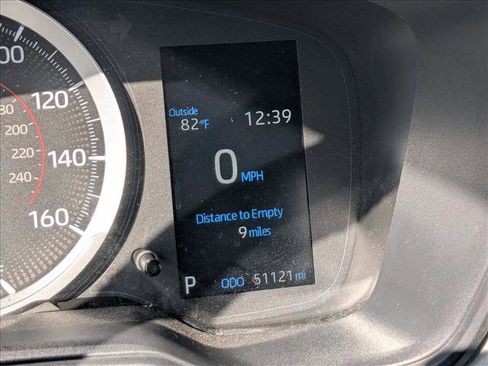 Used 2022 Toyota Corolla SE image 13