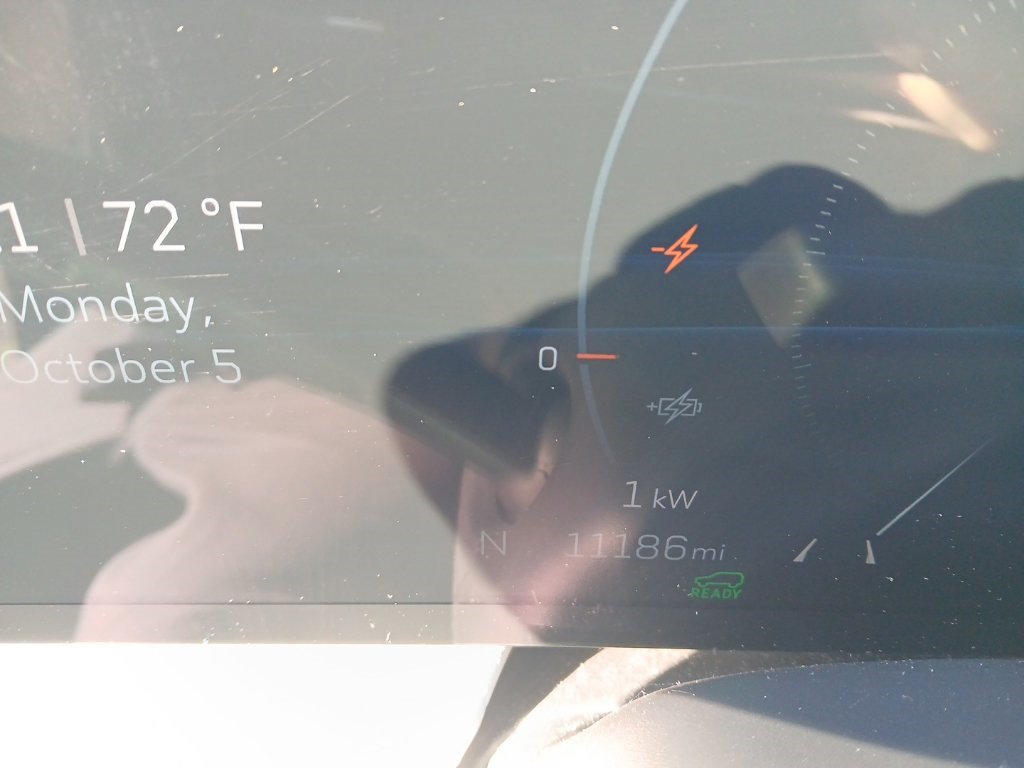 Certified 2024 Cadillac Lyriq Sport AWD/4WD image 15