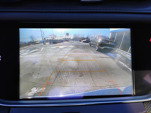 Used 2019 Cadillac XT5 Premium Luxury w/ Driver Assist Package image 5