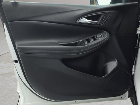 Used 2022 Buick Encore GX Preferred w/ Cold Weather Comfort Package image 11