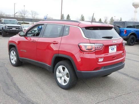 Used 2018 Jeep Compass Latitude w/ Cold Weather Group AWD/4WD image 7