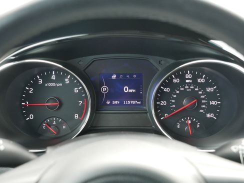 Used 2016 Kia Sedona EX image 21