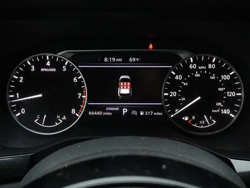 Used 2022 Nissan Pathfinder SV image 27