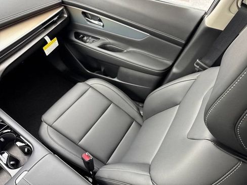 New 2025 Nissan Murano SL AWD/4WD image 17