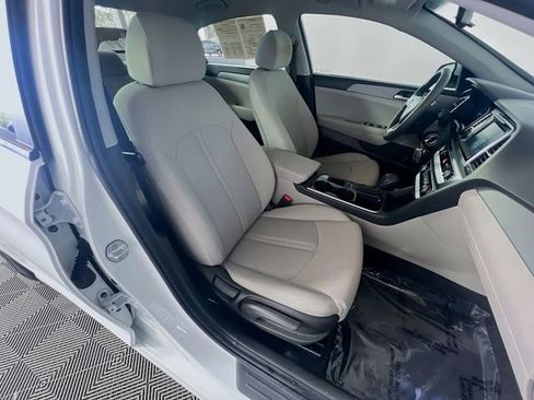 Used 2019 Hyundai Sonata SE FWD image 30