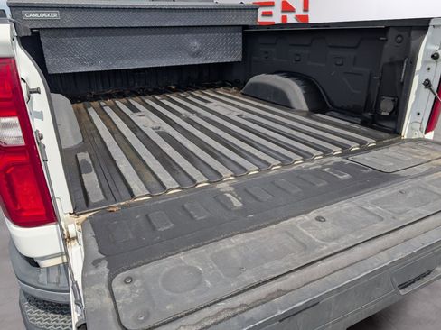 Used 2020 Chevrolet Silverado 2500 LTZ w/ LTZ Convenience Package AWD/4WD image 37