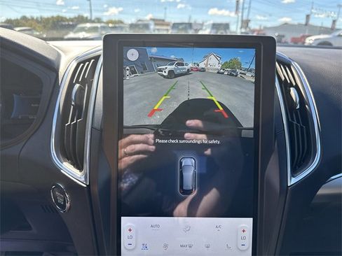 Used 2024 Ford Edge ST w/ Equipment Group 401A image 28