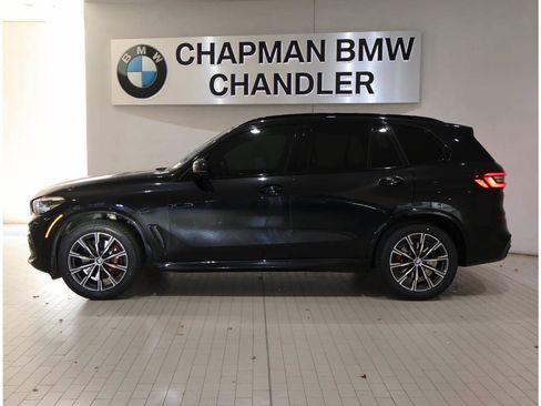 Certified 2022 BMW X5 xDrive40i w/ M Sport Package AWD/4WD image 3
