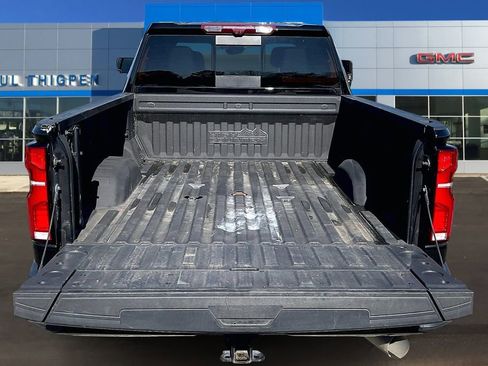 Used 2024 Chevrolet Silverado 2500 High Country w/ High Country Premium Package AWD/4WD image 7