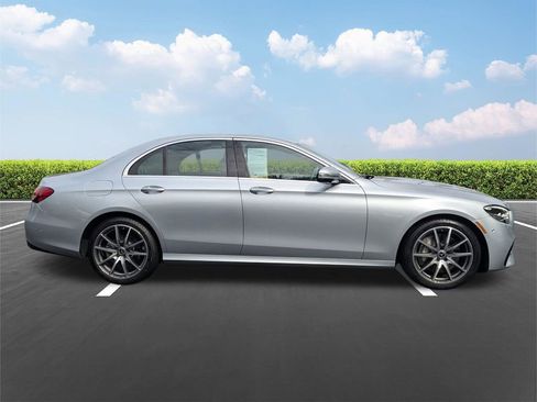 Used 2023 Mercedes-Benz E 350 Sedan image 3