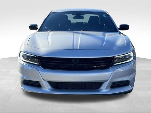 Used 2023 Dodge Charger SXT image 2