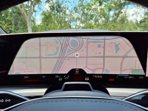 New 2026 Cadillac Lyriq V image 20