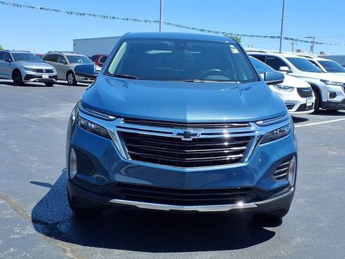 Used 2024 Chevrolet Equinox LT w/ LPO, Floor Liner Package FWD image 5