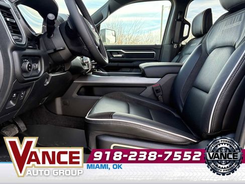 New 2026 RAM 1500 Laramie AWD/4WD image 14