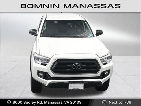 Used 2023 Toyota Tacoma SR5 w/ SX Package image 25