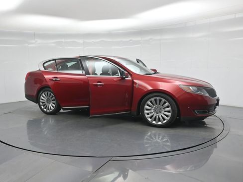 Used 2013 Lincoln MKS AWD image 33