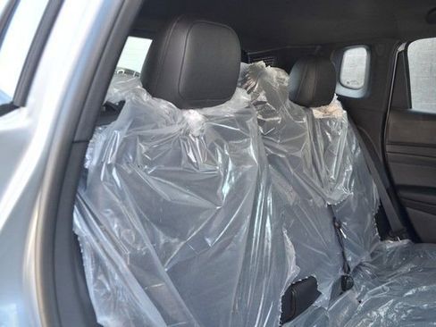 New 2026 Jeep Compass Latitude image 32