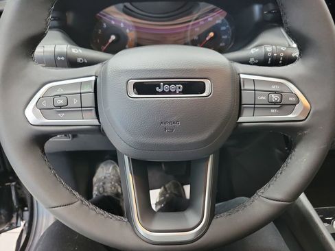 New 2026 Jeep Compass Latitude AWD/4WD image 14