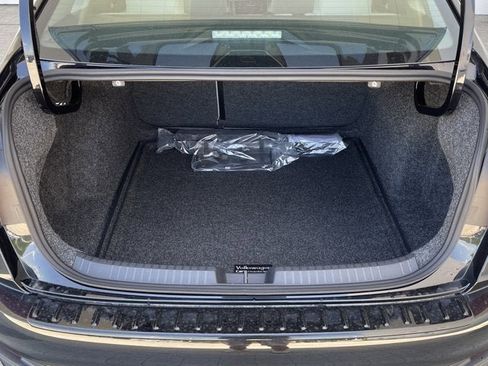 New 2025 Volkswagen Jetta SE image 41