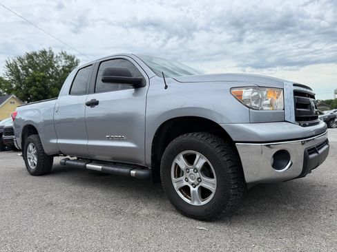 Used 2012 Toyota Tundra 4x4 Double Cab w/ Tow Pkg image 9