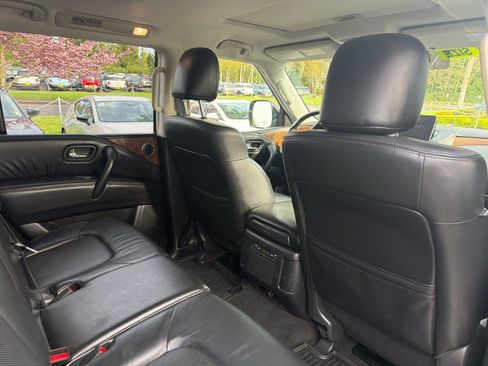 Used 2021 Nissan Armada SL AWD/4WD image 14