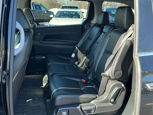 Used 2023 Honda Odyssey EX-L image 19