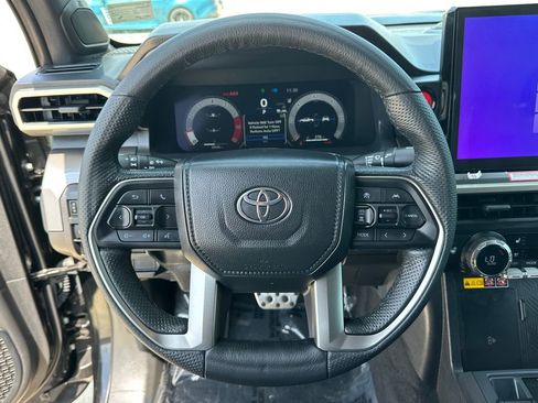 Used 2024 Toyota Tacoma TRD Sport w/ TRD Sport Premium Package AWD/4WD image 24