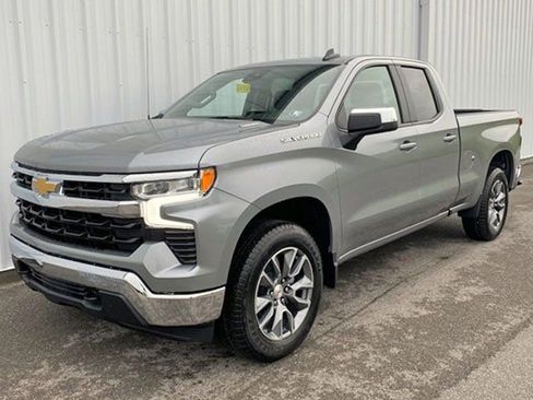 New 2025 Chevrolet Silverado 1500 LT image 3