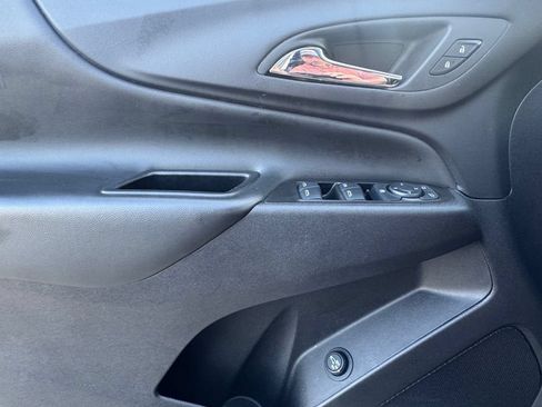 Used 2024 Chevrolet Equinox LT AWD/4WD image 18