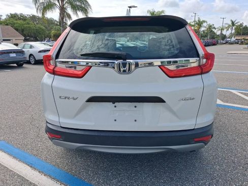 Used 2019 Honda CR-V LX image 6