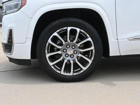 Used 2023 GMC Acadia Denali AWD/4WD image 30