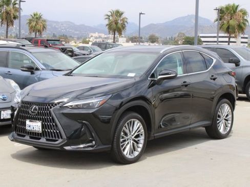 Certified 2025 Lexus NX 350h AWD w/ Accessory Package (Z2) image 3